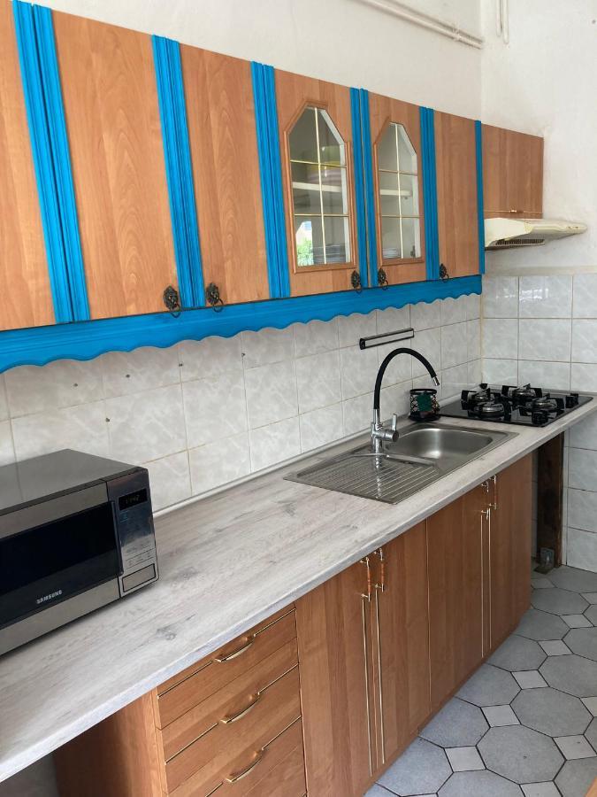 Prijemny Apartman Se Zahradou Ostresany 外观 照片